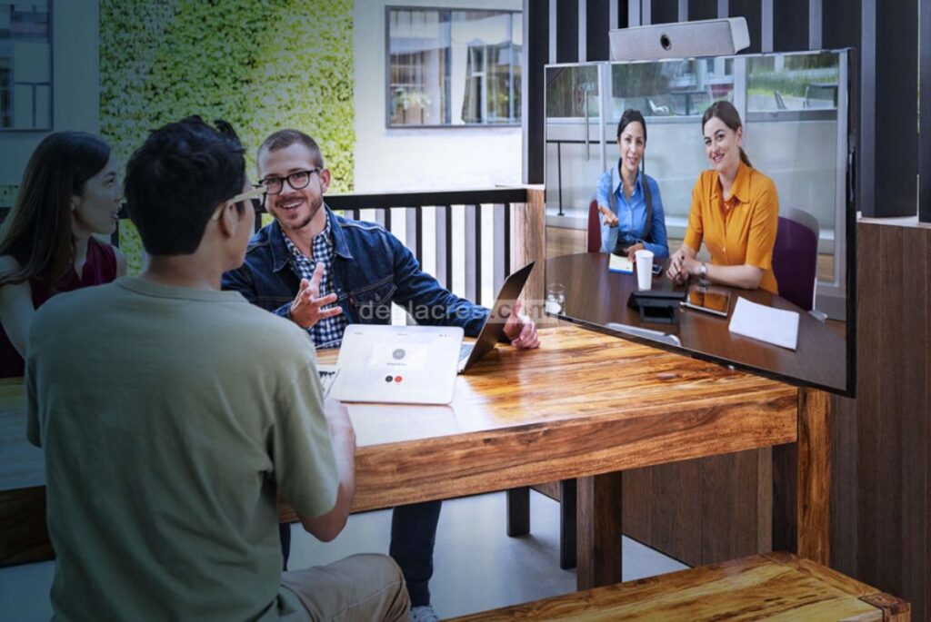 Remote-Collaboration-and-Communication-Tools_-Deal-Acres.