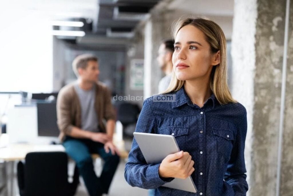 The-Fundamentals-of-Entrepreneurship_-A-Beginners-Guide-Understanding-Entrepreneurship_-Deal-Acres.