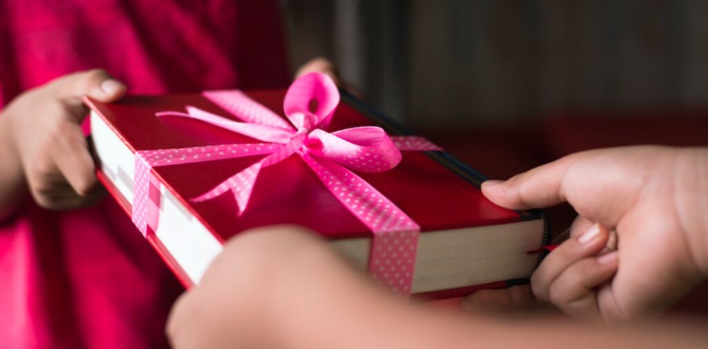 How-to-Celebrate-International-Book-Giving-Day-in-India