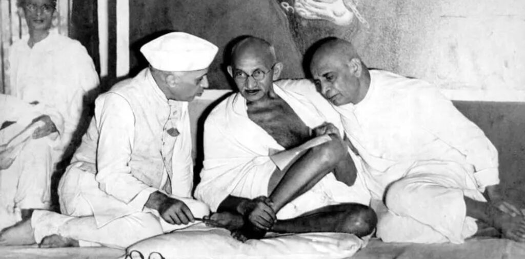 The-Role-of-Gandhi-and-Nehru-in-Marginalizing-the-Merchant-Community