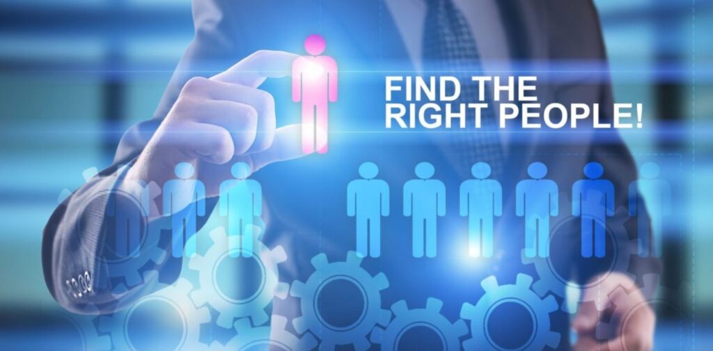 Choose-the-right-people-for-the-team.