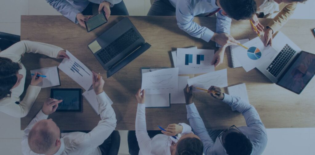 The-Intuitive-Approach_-Making-Decisions-Based-on-Experience-and-Gut-Feeling.