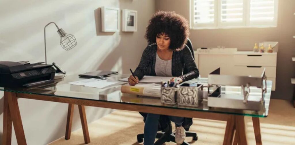 Staying-Focused-in-a-Distracted-World. -Create-a-distraction-free-environment.