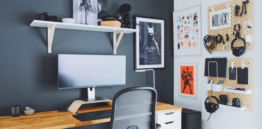 Organizing-tips-for-work-from-home-office-setup.