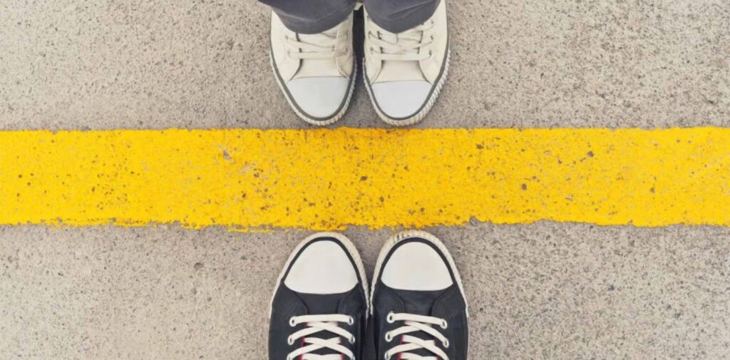 The-Art-of-Balancing-Personal-and-Professional-Life-in-Todays-India. -Set-clear-boundaries-between-work-and-home.